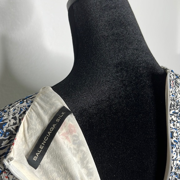 ‘BALENCIAGA’ silk dress - Picture 3 of 8